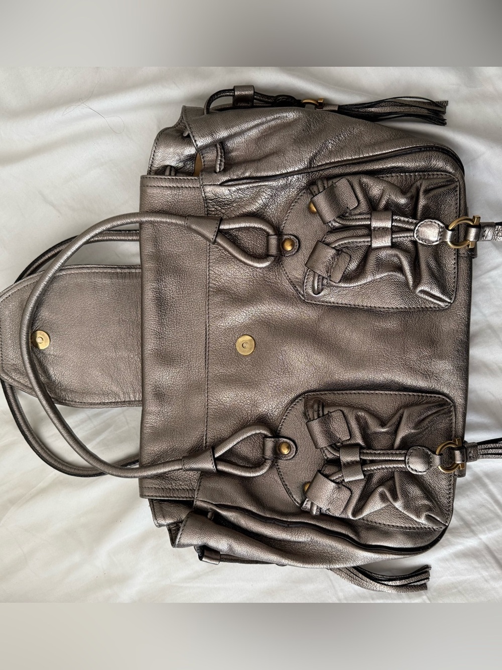Salvatore Ferragamo Metallic browny pewter leather Multi-Pocket Tassel bag - Picture 3 of 16